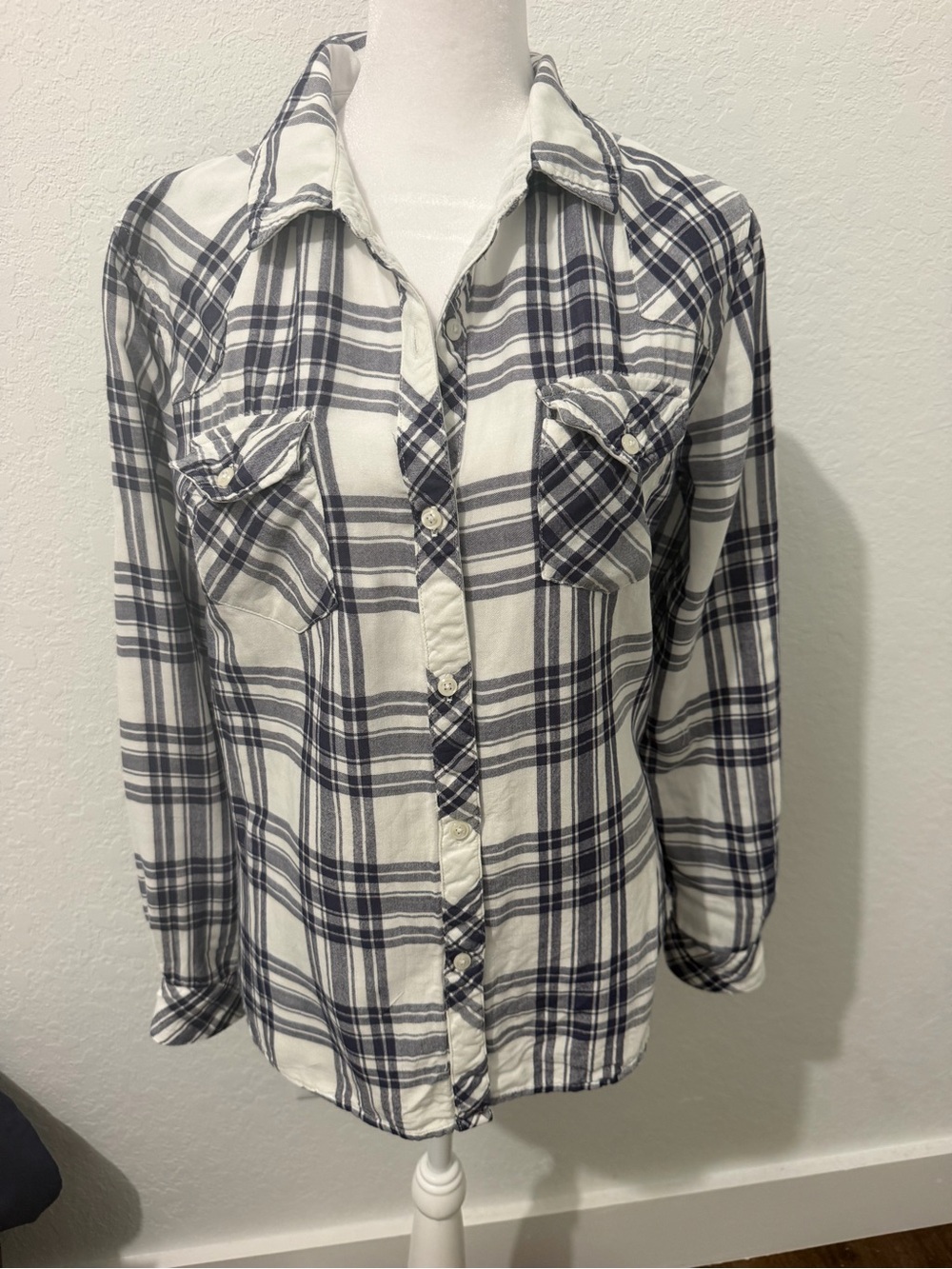 Rails Women’s Plaid Button-Down Shirt – Size Medium